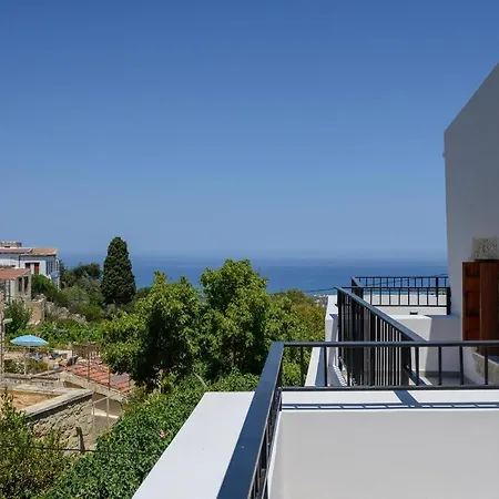 Villa View Mare Maroulás